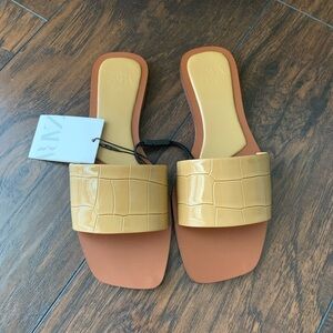 ZARA MUSTARD CROC SANDALS (SIZE 5 or 35)